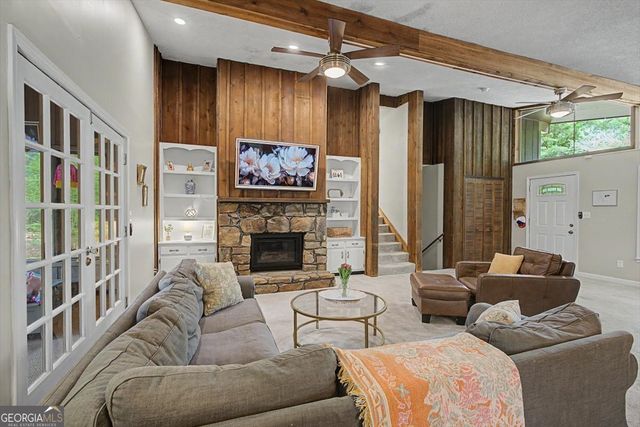 107 Lisa Lane, Carrollton, GA 30117