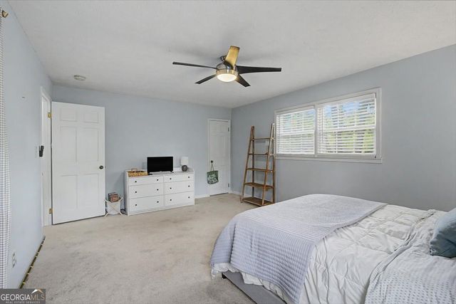 107 Lisa Lane, Carrollton, GA 30117