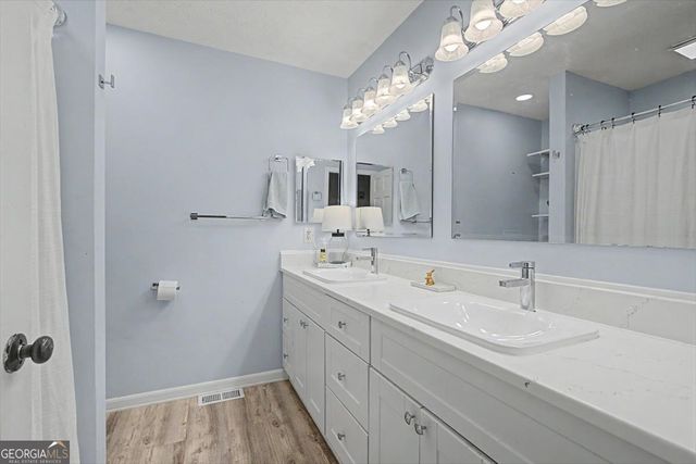 107 Lisa Lane, Carrollton, GA 30117