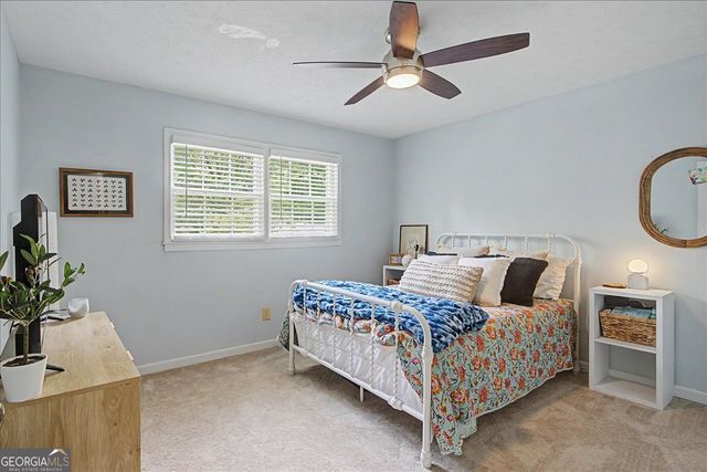 107 Lisa Lane, Carrollton, GA 30117