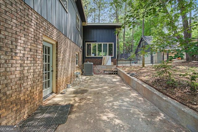 107 Lisa Lane, Carrollton, GA 30117