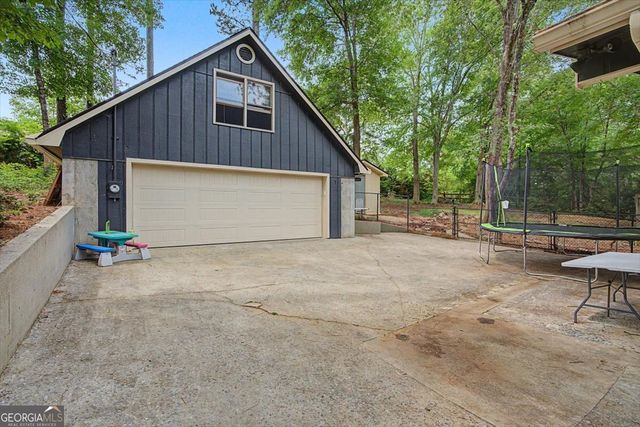 107 Lisa Lane, Carrollton, GA 30117