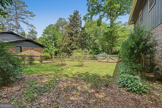 107 Lisa Lane, Carrollton, GA 30117