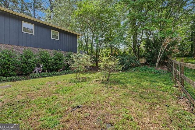 107 Lisa Lane, Carrollton, GA 30117
