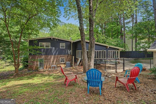 107 Lisa Lane, Carrollton, GA 30117