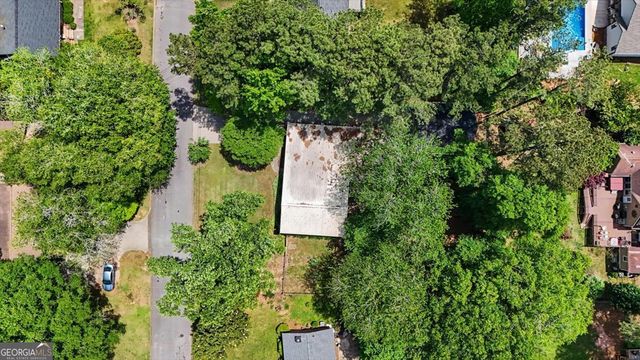 107 Lisa Lane, Carrollton, GA 30117