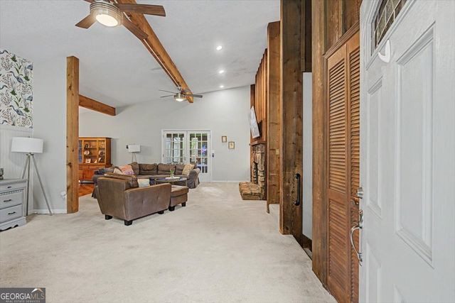 107 Lisa Lane, Carrollton, GA 30117