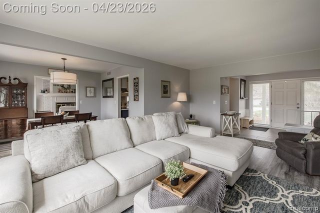 839 Spartan Drive, Rochester Hills, MI 48309