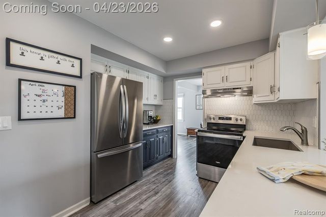 839 Spartan Drive, Rochester Hills, MI 48309