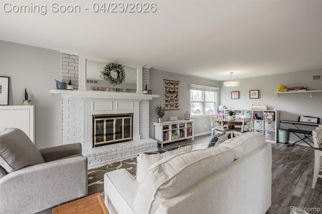 839 Spartan Drive, Rochester Hills, MI 48309