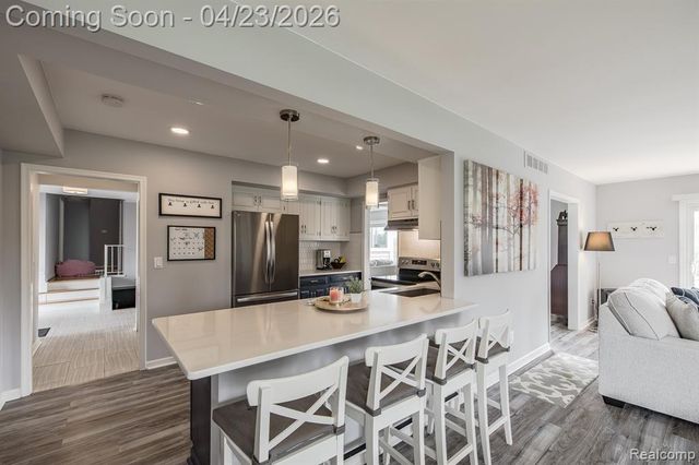 839 Spartan Drive, Rochester Hills, MI 48309