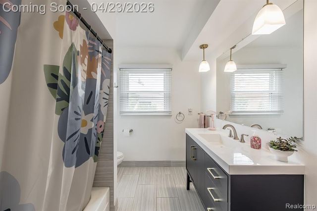 839 Spartan Drive, Rochester Hills, MI 48309