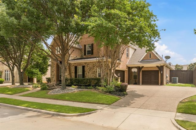 1005 High Hawk Trail, Euless, TX 76039