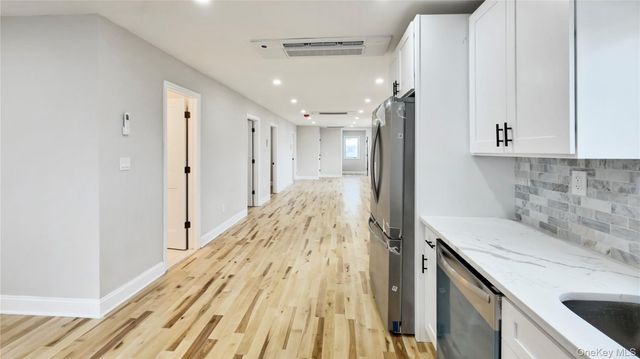 37 Deal Road, Island Park, NY 11558