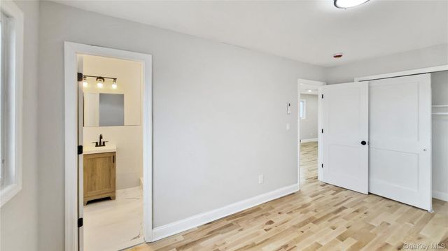 37 Deal Road, Island Park, NY 11558