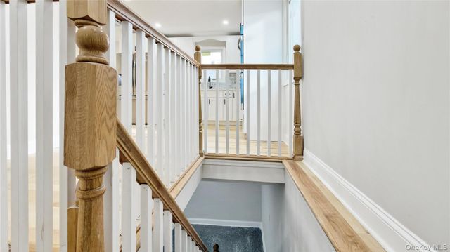 37 Deal Road, Island Park, NY 11558