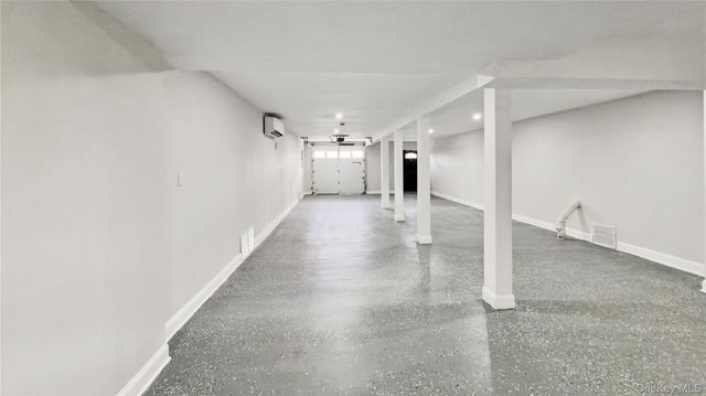 37 Deal Road, Island Park, NY 11558