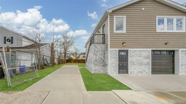 37 Deal Road, Island Park, NY 11558