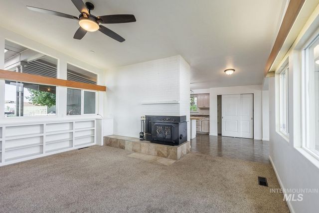 14216 Orchard Ave, Caldwell, ID 83607