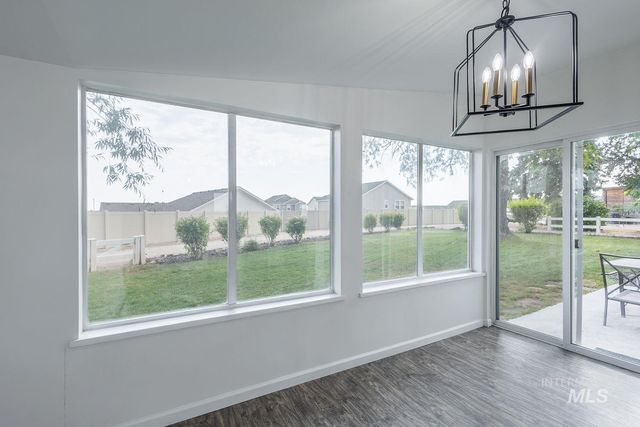 14216 Orchard Ave, Caldwell, ID 83607