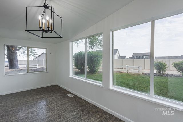 14216 Orchard Ave, Caldwell, ID 83607