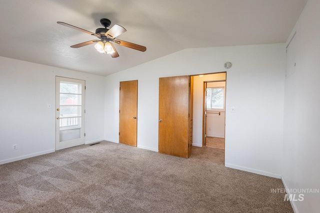 14216 Orchard Ave, Caldwell, ID 83607