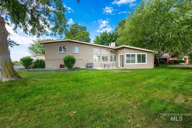 14216 Orchard Ave, Caldwell, ID 83607
