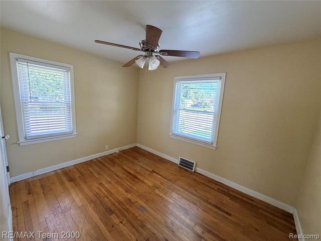 22959 Cleveland Street, Dearborn, MI 48124