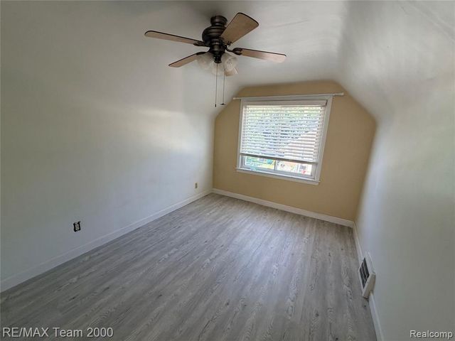 22959 Cleveland Street, Dearborn, MI 48124