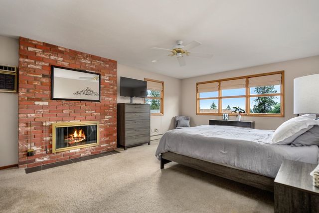 2828 W Weile Ave, Spokane, WA 99208