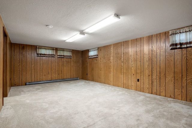 2828 W Weile Ave, Spokane, WA 99208