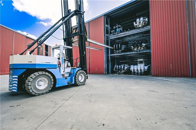 750 RIVER POINT UNIT B3-19 DR, Naples, FL 34102