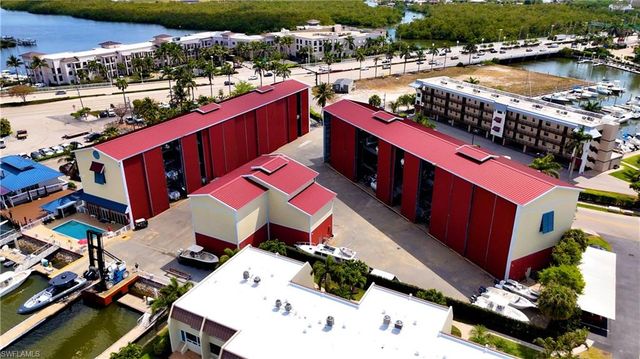 750 RIVER POINT UNIT B3-19 DR, Naples, FL 34102