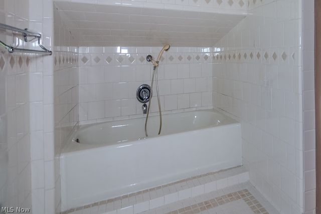 6360 Conley Road, Concord Twp, OH 44077