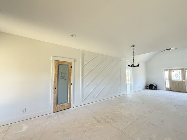 985 Long Beech Dr, Clarksville, TN 37042