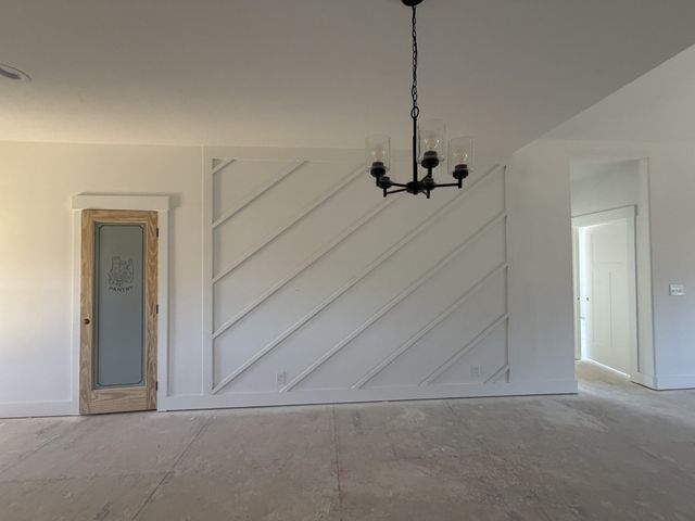 985 Long Beech Dr, Clarksville, TN 37042