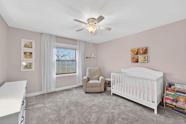 8465 S Heritage COURT, Oak Creek, WI 53154