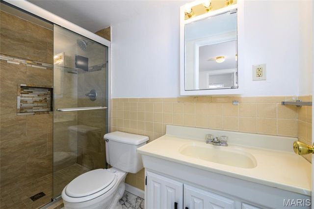 802 Delhurst Drive, Manchester, MO 63021