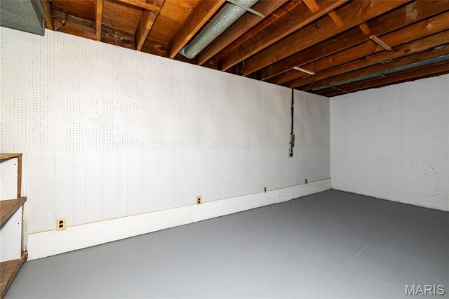 802 Delhurst Drive, Manchester, MO 63021