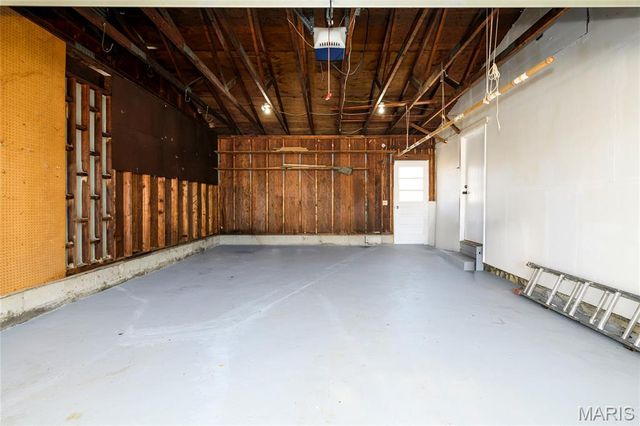 802 Delhurst Drive, Manchester, MO 63021