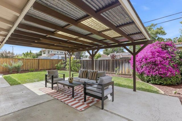 18825 Pendergast Avenue, Cupertino, CA 95014