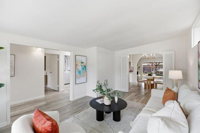 18825 Pendergast Avenue, Cupertino, CA 95014