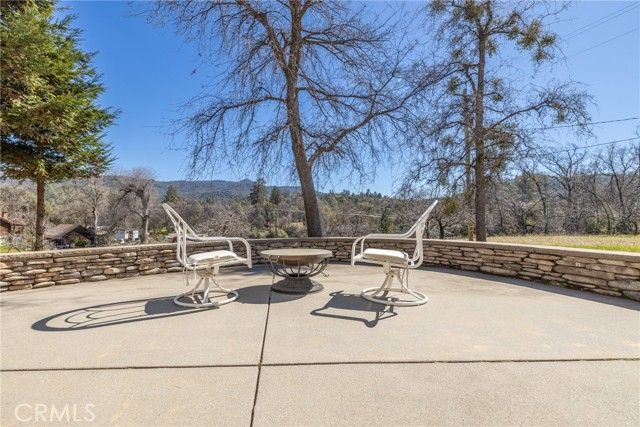 50174 Road 620, Oakhurst, CA 93644