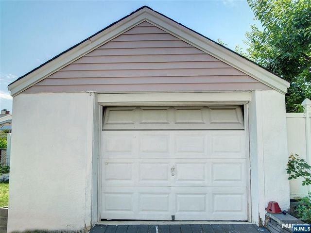 176 Forest Street, Kearny, NJ 07032