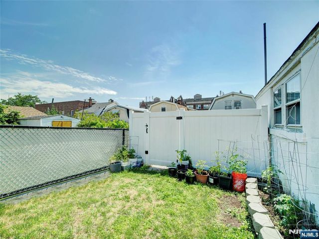 176 Forest Street, Kearny, NJ 07032