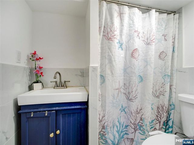 176 Forest Street, Kearny, NJ 07032