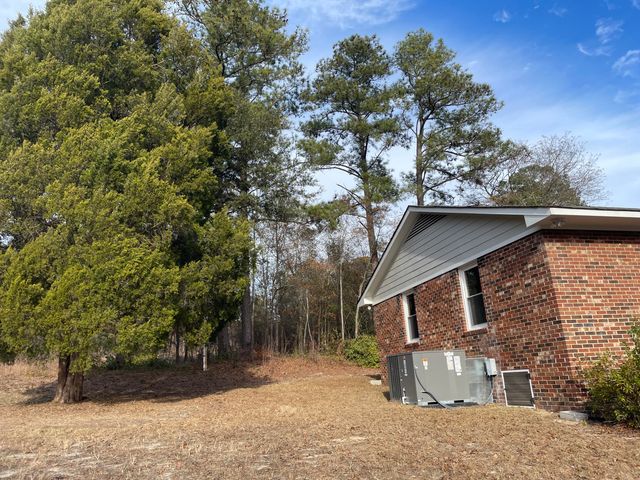 637 Wrights Mill Road, Aiken, SC 29801