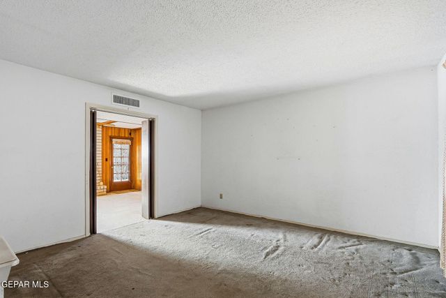 3457 Guthrie Street, El Paso, TX 79935