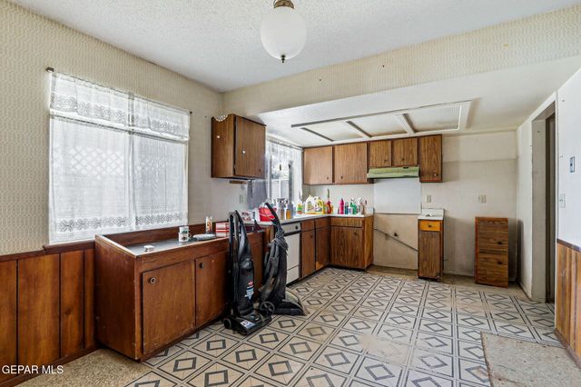 3457 Guthrie Street, El Paso, TX 79935