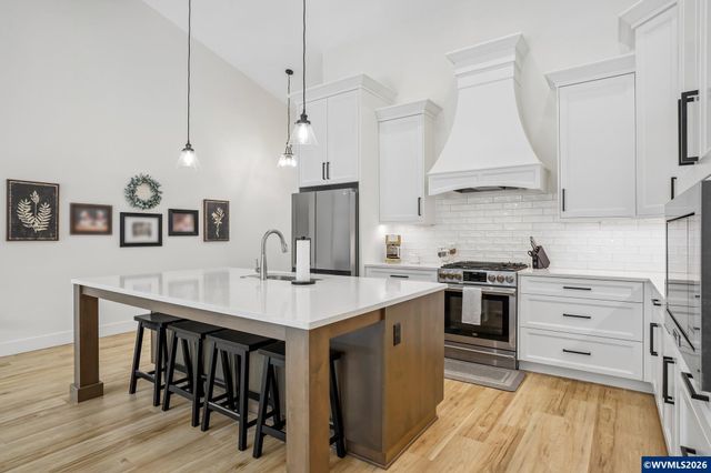 5939 Evangelista St S, Salem, OR 97306